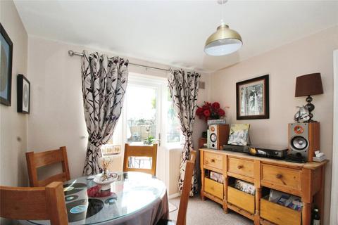 3 bedroom semi-detached house for sale, Churchill Avenue, Deal CT14