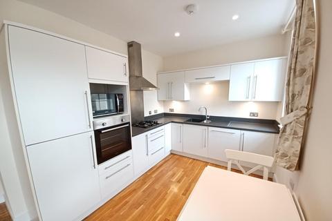 2 bedroom apartment to rent, Philip Street, Southgate