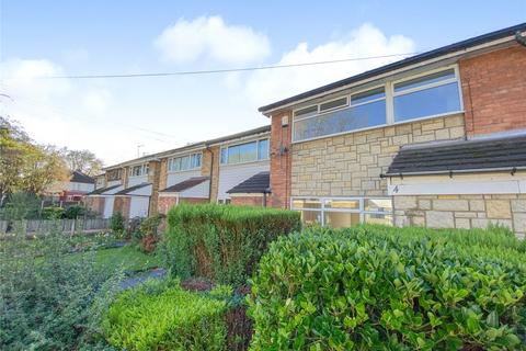 3 bedroom terraced house to rent, Pendle Walk, South Reddish, Stockport, SK5