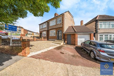70 Mount Pleasant Road, Romford, RM5 3YL