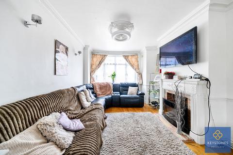 70 Mount Pleasant Road, Romford, RM5 3YL