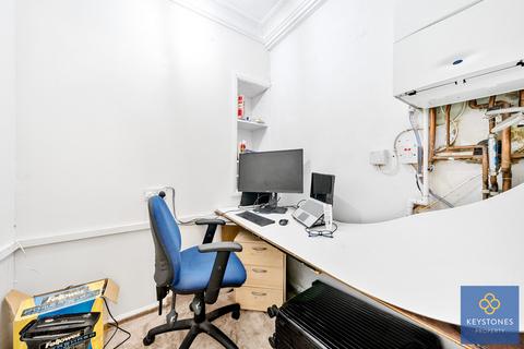 70 Mount Pleasant Road, Romford, RM5 3YL