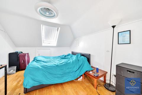 70 Mount Pleasant Road, Romford, RM5 3YL