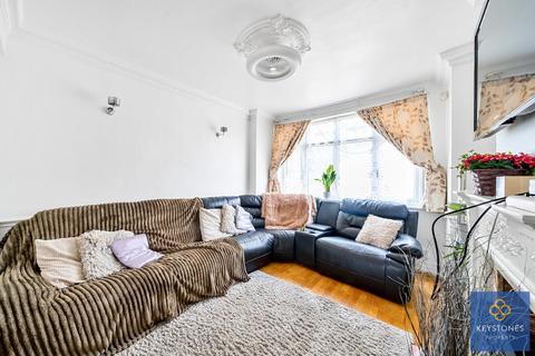 70 Mount Pleasant Road, Romford, RM5 3YL