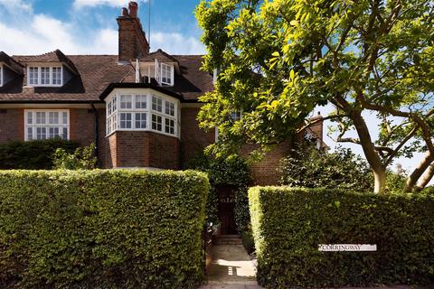 5 bedroom terraced house for sale, Corringway, NW11