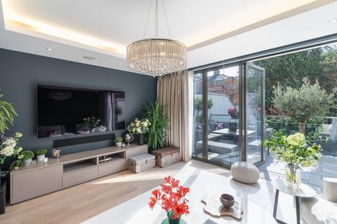 4 bedroom house for sale, Rainsborough Square, London SW6