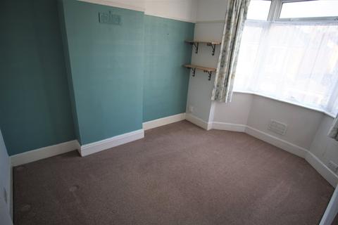 3 bedroom terraced house to rent, Victoria Park, Bristol BS3