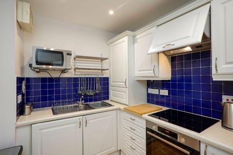 2 bedroom flat to rent, Duff Street, Edinburgh EH11