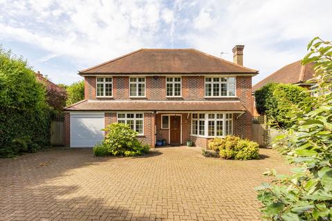 5 bedroom detached house for sale, Farnham Road, Guildford, GU2 7PF