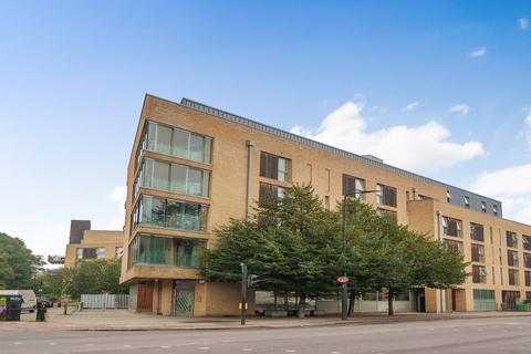 2 bedroom flat for sale, Bolton Crescent, Camberwell SE5