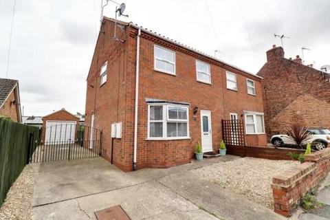 3 bedroom semi-detached house to rent, Thornton Street, Barrow-Upon-Humber