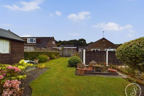 3 bedroom bungalow for sale, Templegate Road, Leeds, LS15