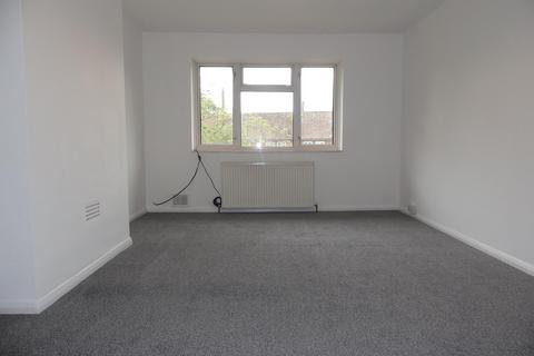 2 bedroom flat to rent, Ladys Gift Road, Southborough, TN4