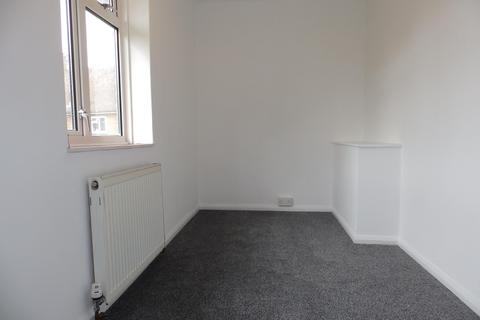 2 bedroom flat to rent, Ladys Gift Road, Southborough, TN4