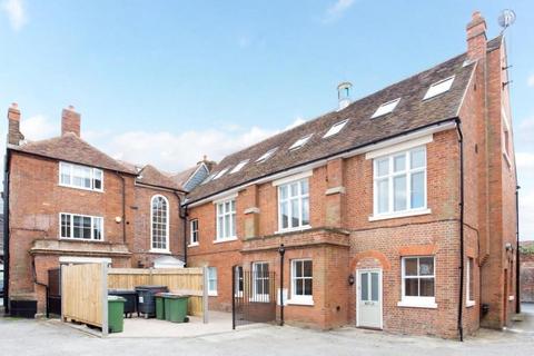 2 bedroom flat for sale, Newbury,  Berkshire,  RG14