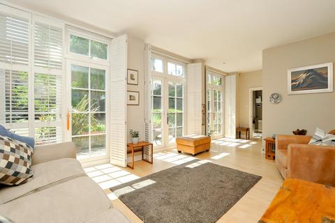 3 bedroom detached house for sale, Northwold Road, Stoke Newington, London