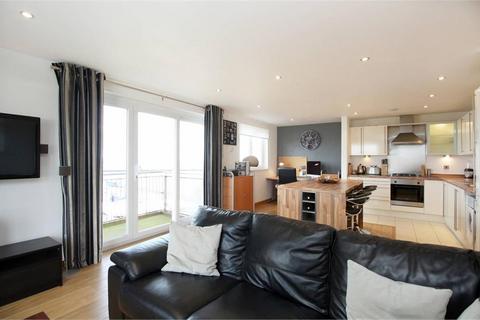 2 bedroom flat to rent, Heron Place, Granton, Edinburgh, EH5