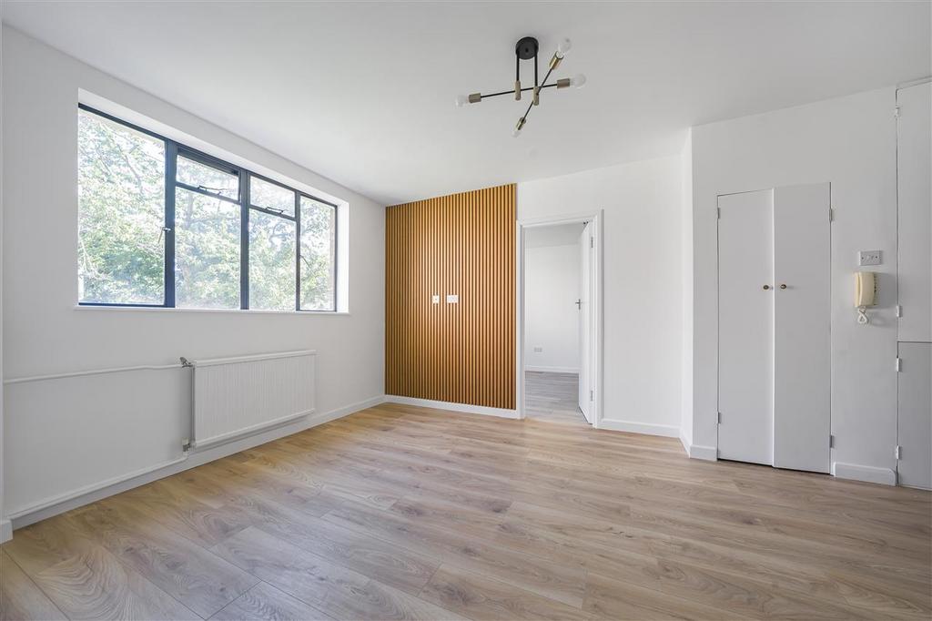 Harwood Court, Upper Richmond Road... 1 bed apartment for sale £339,000