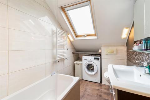 Flat 1, 29 Strathearn Road, London, SW19 7LH