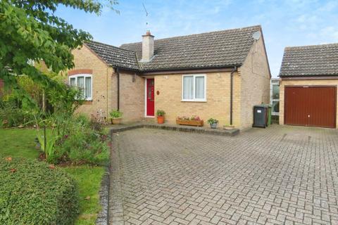 2 bedroom detached bungalow for sale, Saxon Walk, Thetford IP26