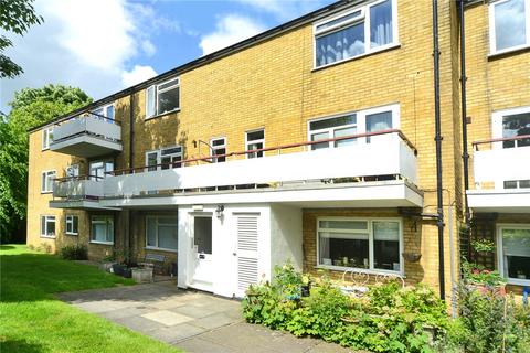 2 bedroom apartment for sale, Woodmansterne Lane, Banstead, Surrey, SM7