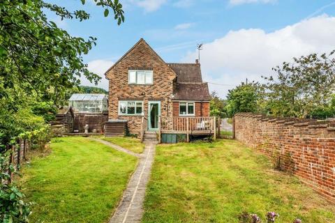 3 bedroom detached house for sale, LOGMORE LANE, WESTCOTT, RH4