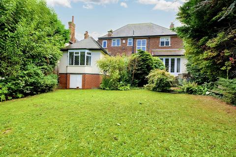 4 bedroom detached house for sale, Wollaton Hall Drive, Nottingham