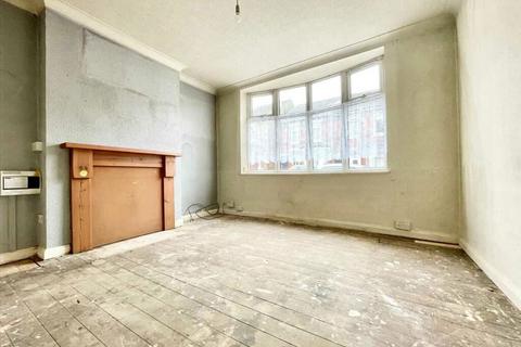 2 bedroom flat for sale, Forest Street, Kirkby-in-Ashfield, Nottingham, Nottinghamshire, NG17 7DU