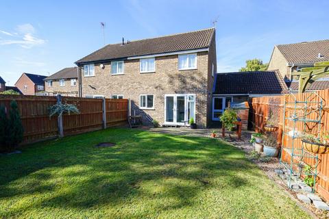 3 bedroom semi-detached house for sale, Gemini Close, Leighton Buzzard