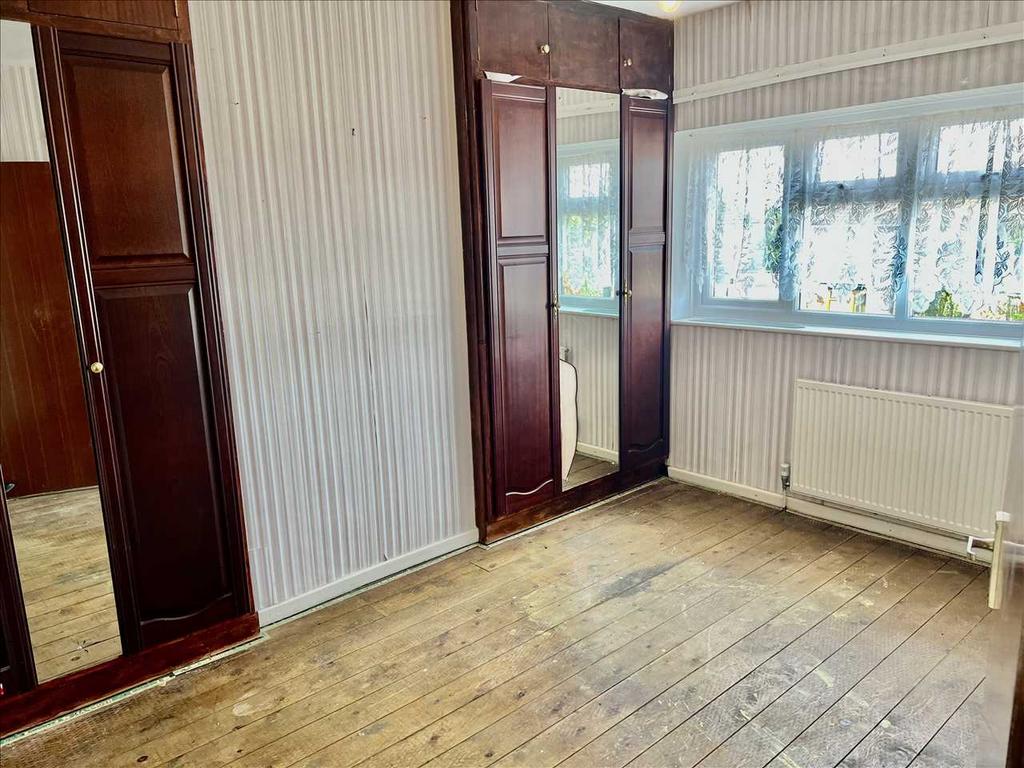 Bedroom   1