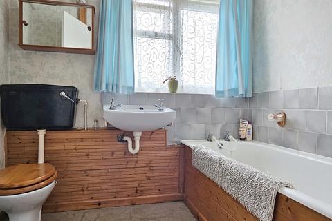 1 bedroom flat for sale, Leg of Mutton Road, Glastonbury, BA6