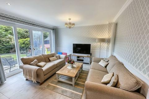 4 Oaks Close, Prestwich, Manchester, M25 3ER