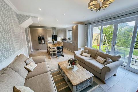 4 Oaks Close, Prestwich, Manchester, M25 3ER