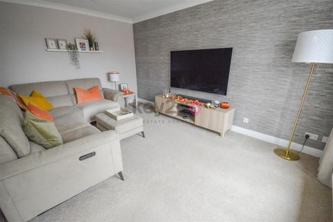 4 bedroom detached house for sale, Morton Gardens, Halfway, Sheffield, S20