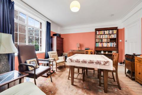 2 bedroom flat for sale, Witley Court, London WC1N