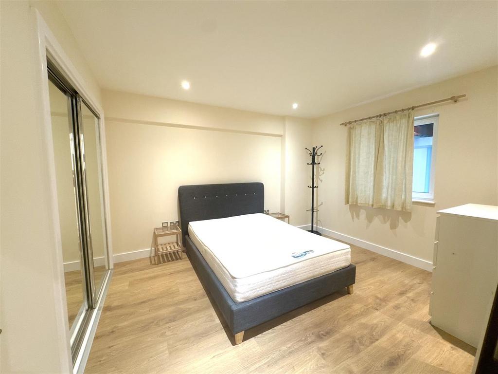 Bedroom.jpeg