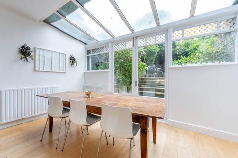 4 bedroom semi-detached house to rent, Rostrevor Road, Fulham, London, SW6