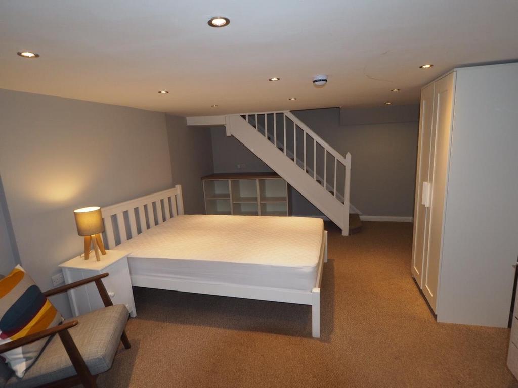 Basement3.jpg