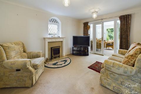 4 bedroom detached house for sale, Pitchford Avenue, Buckingham