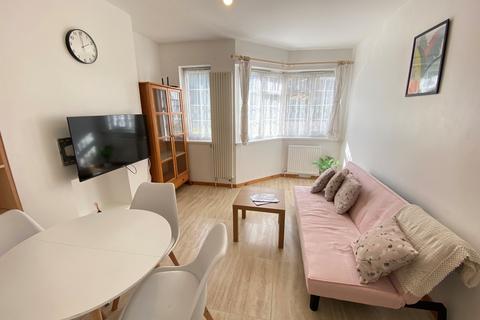 2 bedroom flat for sale, Barons Court, Church Lane, London, NW9