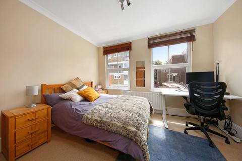 32 Alderney Road, London, E1 4EG
