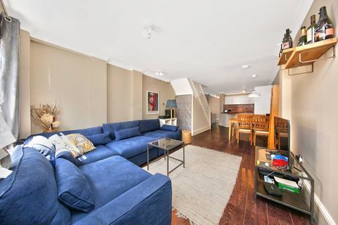 3 bedroom house for sale, Alderney Road, Stepney, London, E1