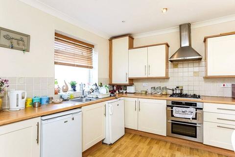 3 bedroom terraced house for sale, West Street, West Sussex PO21