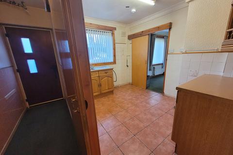 17 Cook Road, Balloch, Alexandria, G83 8AA