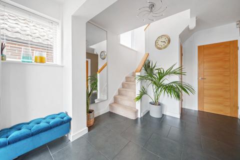 20 Bunby Road, Stoke Poges, Slough, SL2 4BP
