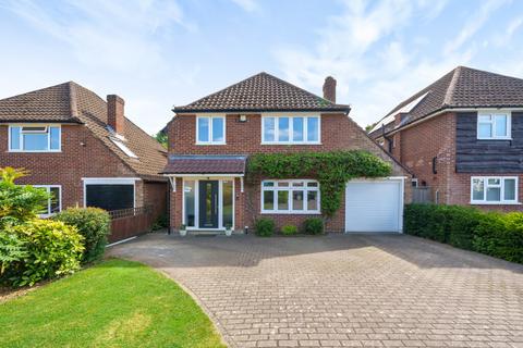 20 Bunby Road, Stoke Poges, Slough, SL2 4BP