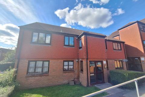 37 Fernhill Close, Poole, BH17 8SQ