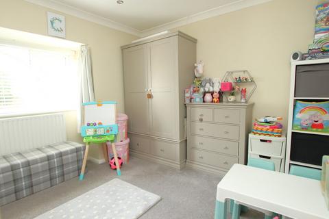 37 Fernhill Close, Poole, BH17 8SQ
