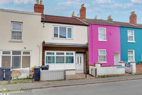 2 bedroom terraced house to rent, High Street, Gloucester, GL1 4