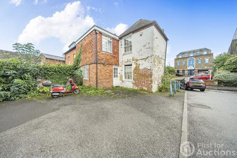 7 bedroom detached house for sale, Winchester Road, Basingstoke, Hampshire